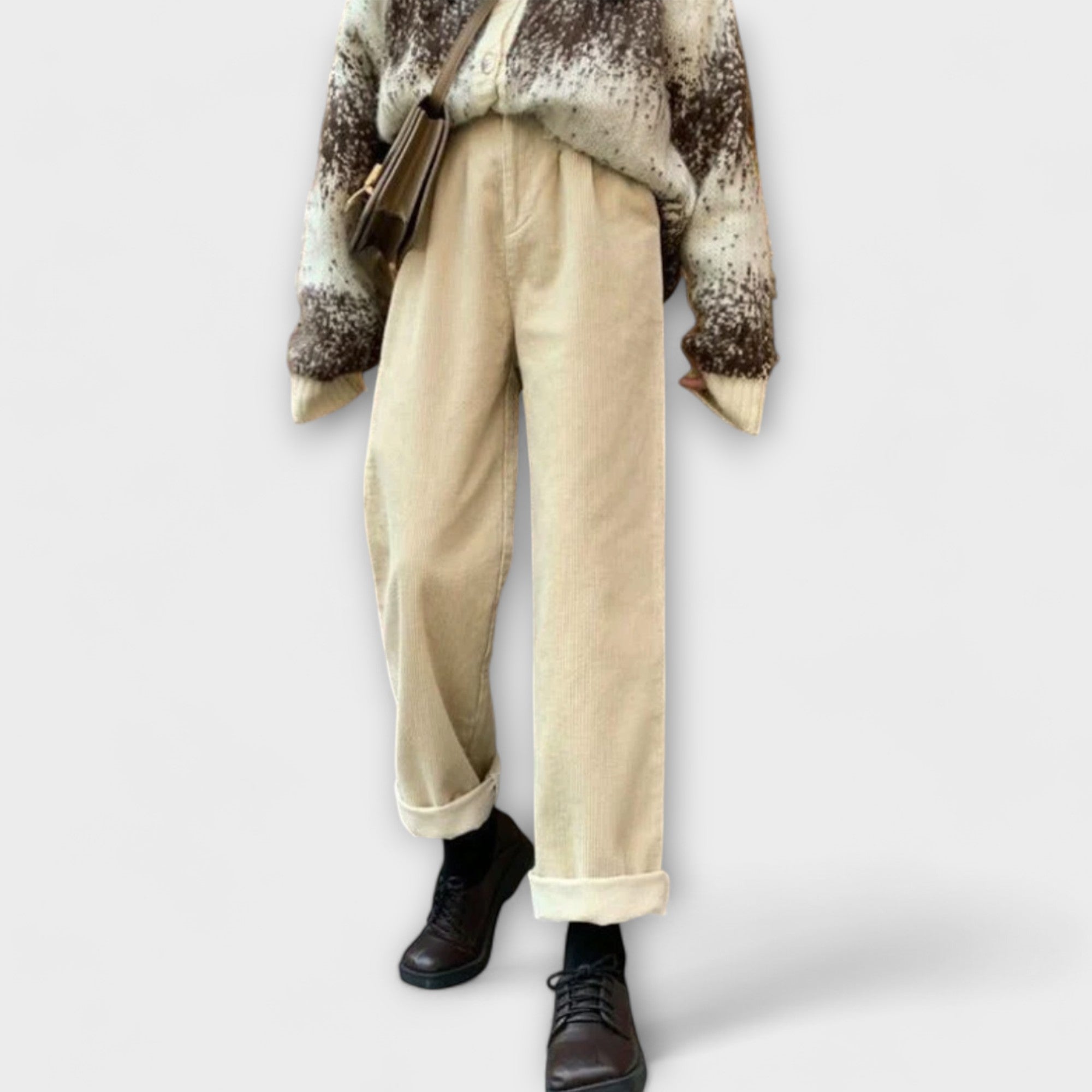 Malia - Loose Casual Pants in Corduroy