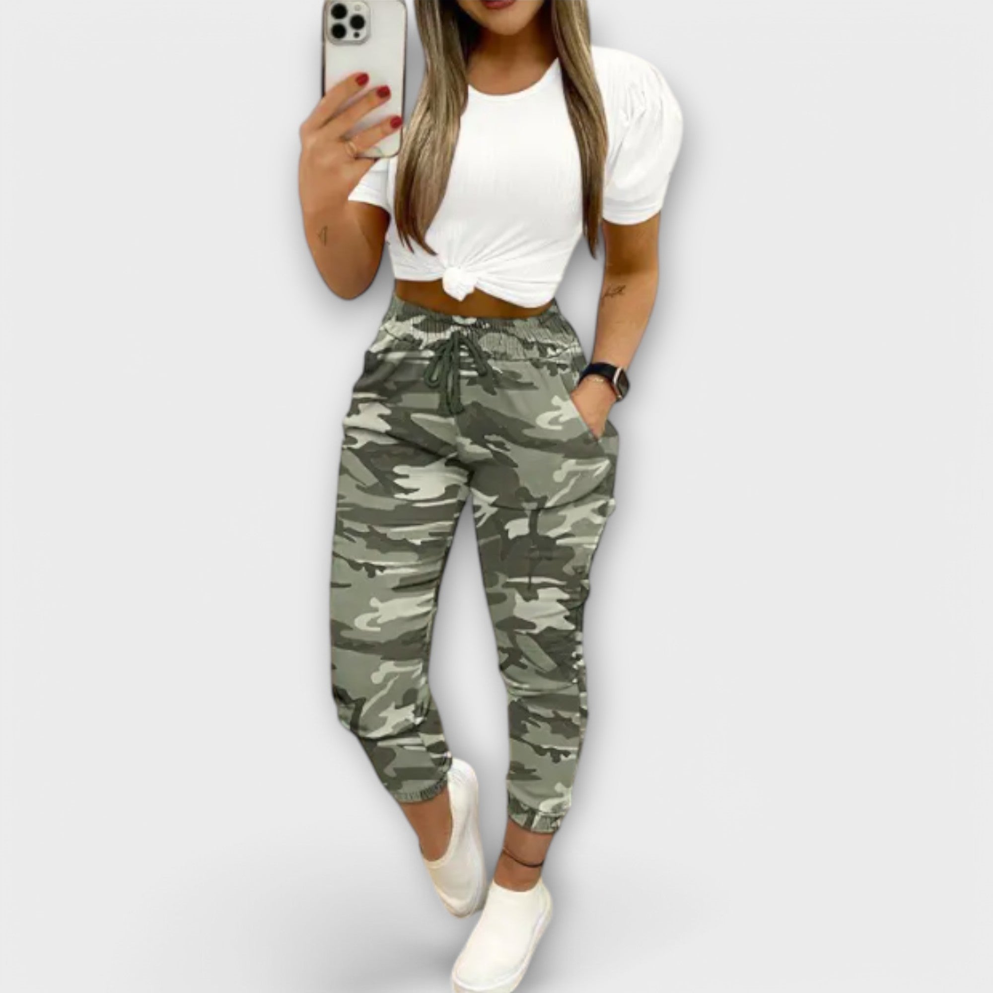 Zoe – Checked Trousers with Drawstring and Cuff