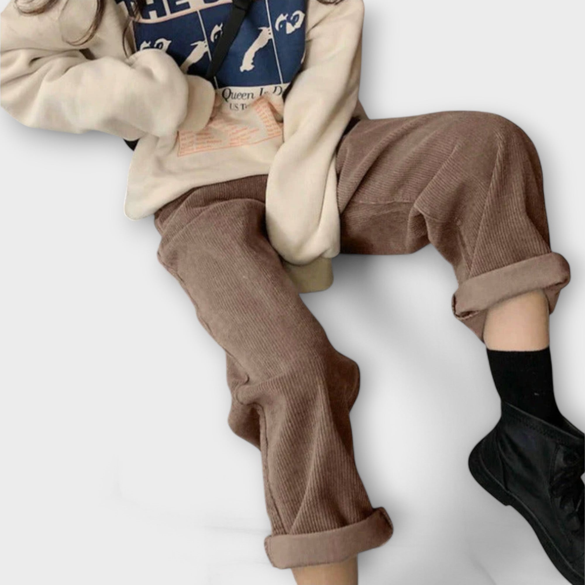 Malia - Loose Casual Pants in Corduroy