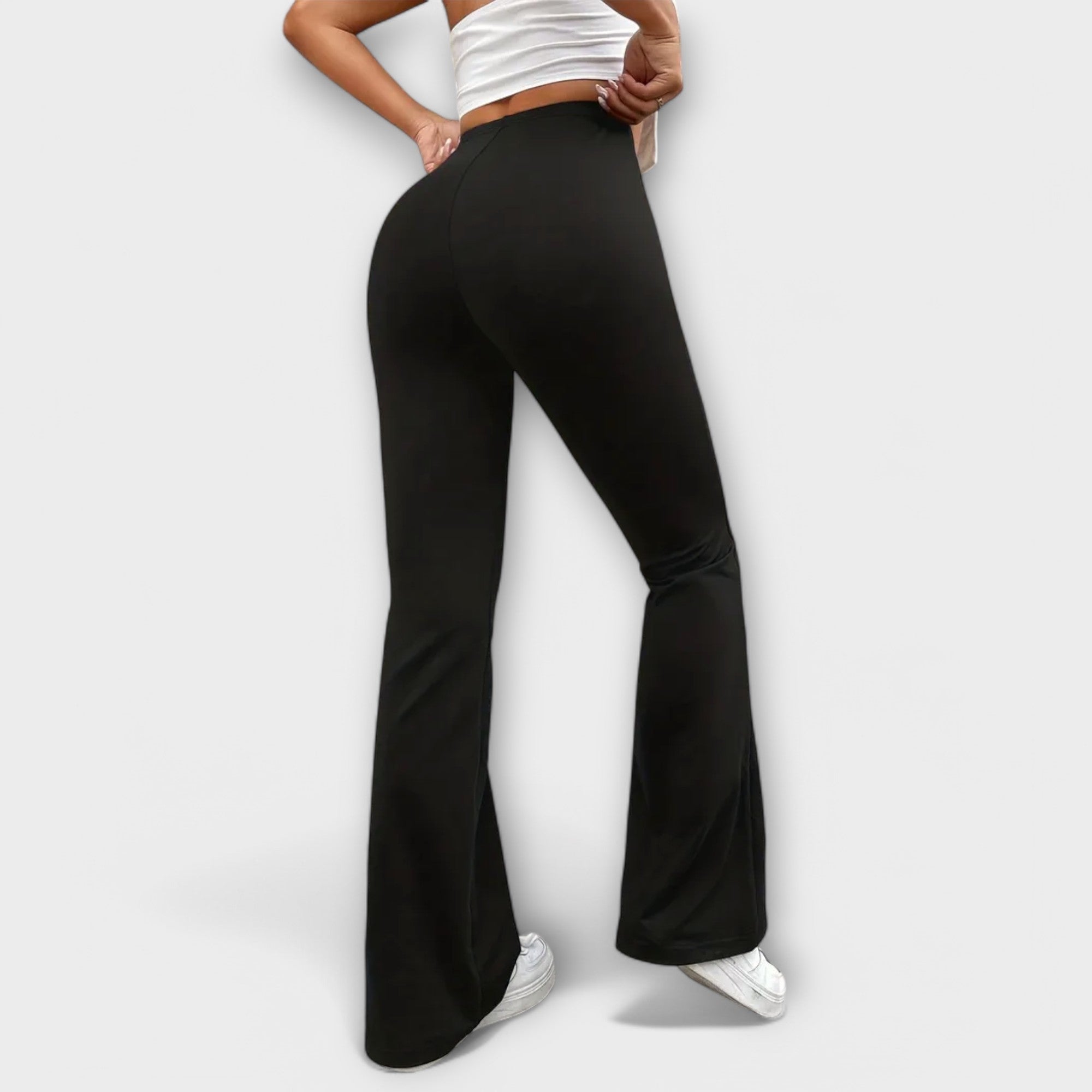 Serena – Relaxed Pants with Flared Legs